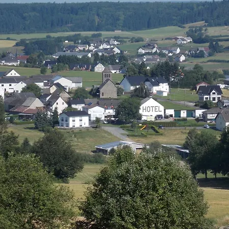 Sarah & Thorsten Blum Kelberg