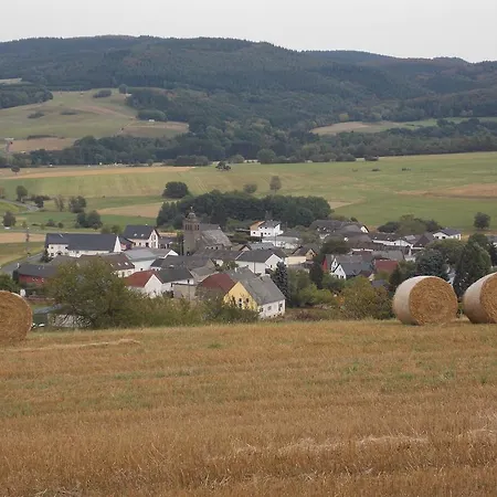 Sarah & Thorsten Blum Kelberg