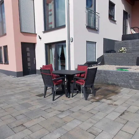 Apartment Sarah & Thorsten Blum Kelberg